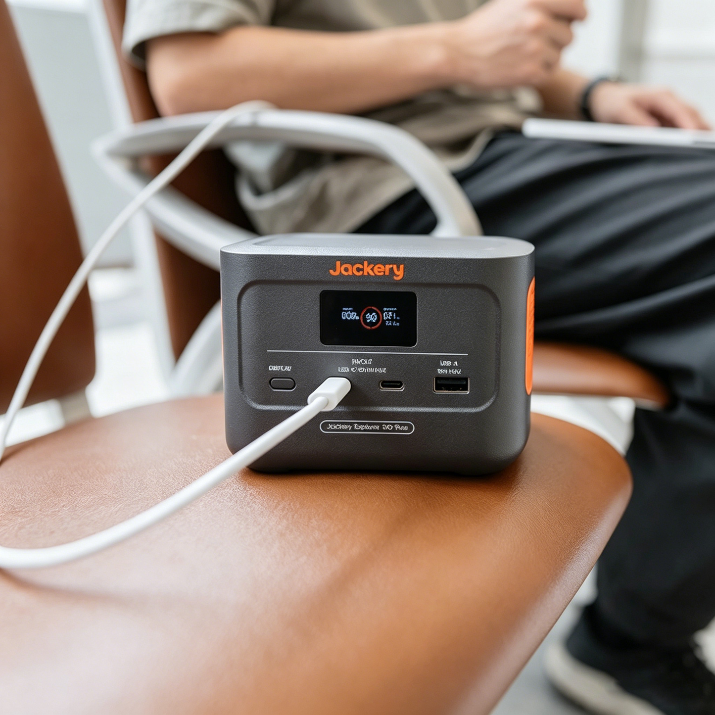 Jackery 100Plus 100W/ 31000mAh แบตLiFePO4 ชาร์จเร็ว100W max แบตเตอรี่ขึ้นเครื่องบินได้